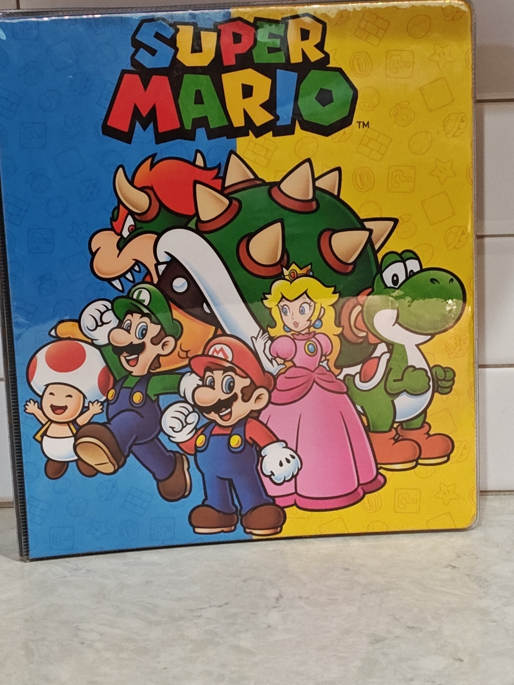 Nintendo Super Mario Brothers 1” Vinyl Binder 3-Ring 9.75 Inch Wide by 11.5...
